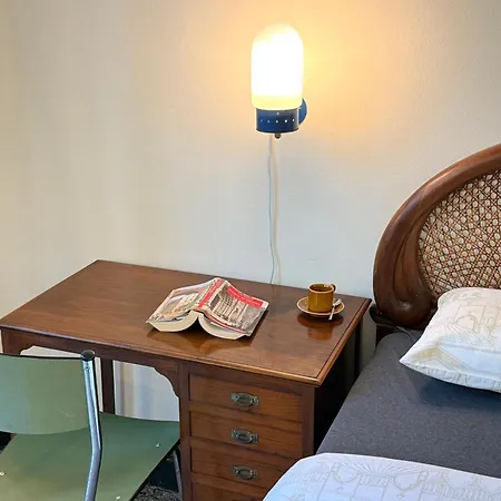 Vintage Retreat Near Brignole Station Gæstehus 3*