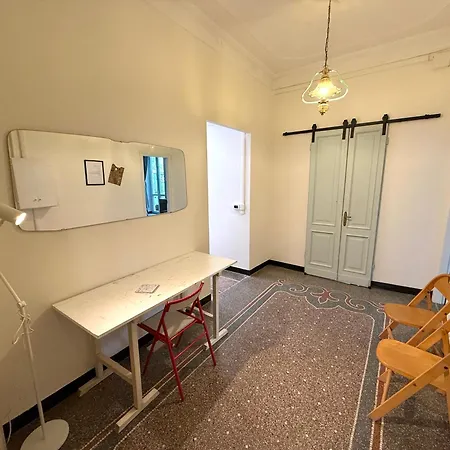 Vintage Retreat Near Brignole Station