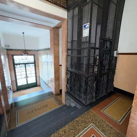 Vintage Retreat Near Brignole Station Gasthof Genua