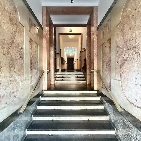 Vintage Retreat Near Brignole Station 3*