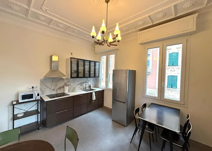 Vintage Retreat Near Brignole Station 3* Genua